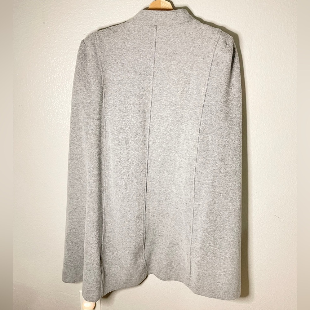 Formal Cape - Picture 2 of 5